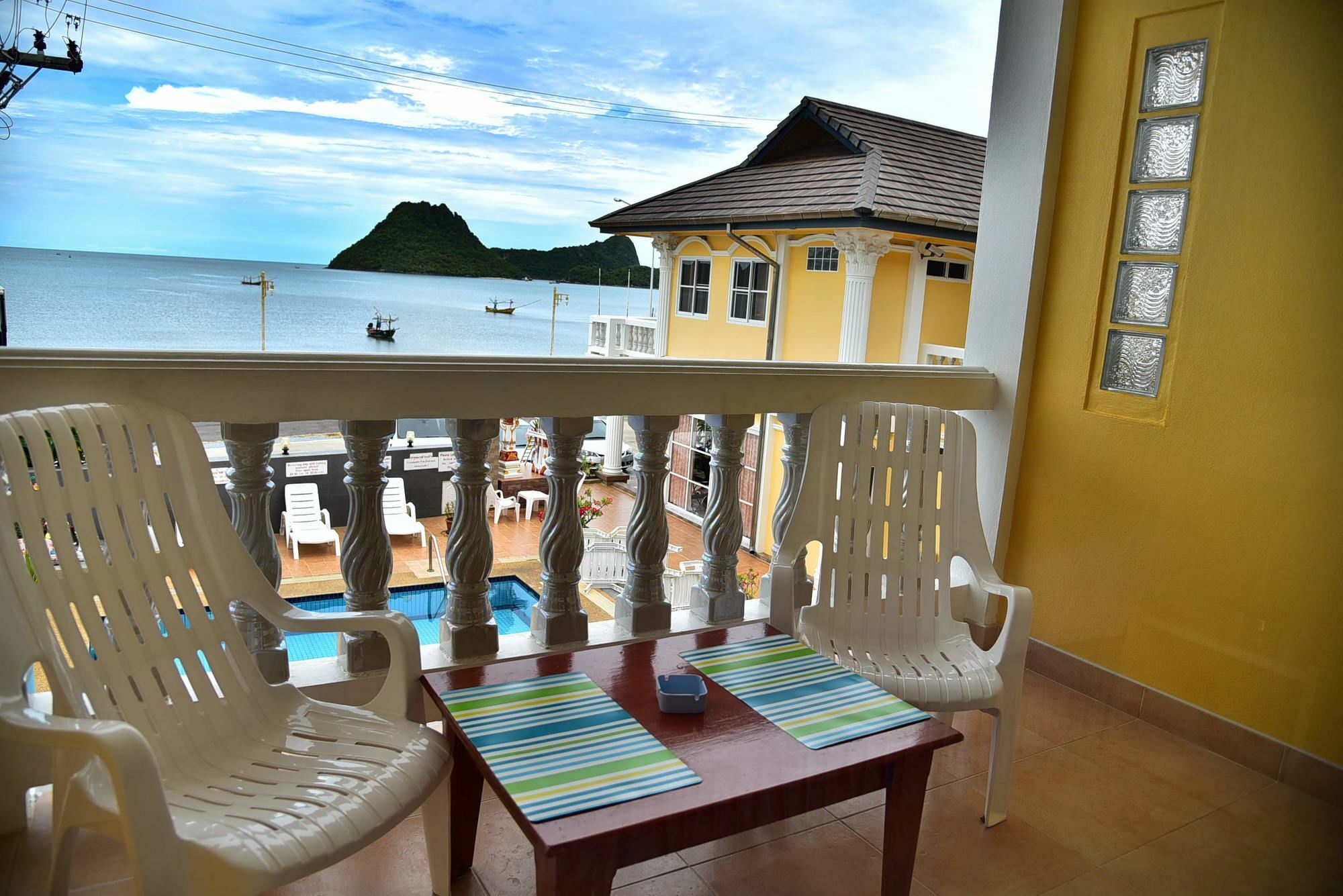Sun Beach Guesthouse Prachuap Khiri Khan Extérieur photo